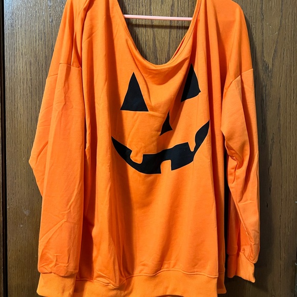 Pumpkin off shoulder sweater - Picture 2 of 3